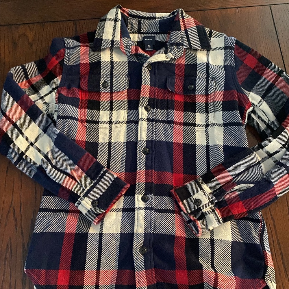 Gap plaid flannel button down